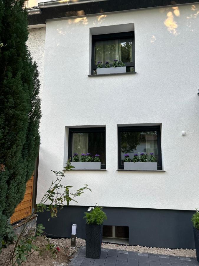 Fewo By Hd Mit Parkplatz, Wallbox, Wintergarten Bad Salzuflen Eksteriør billede